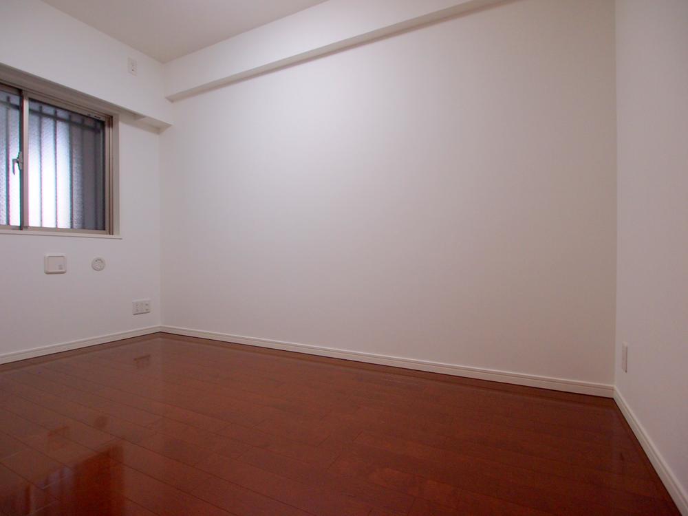 Other introspection. Western style room