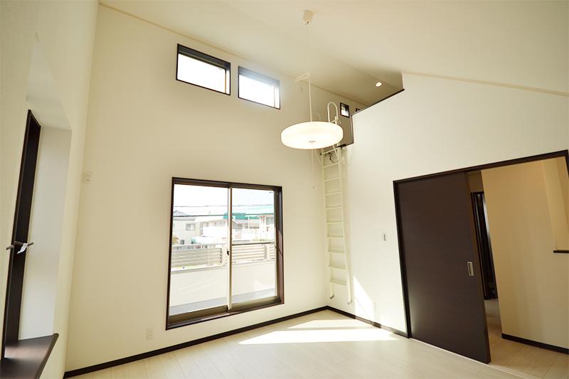 Other introspection. Of 1 Building Master Bedroom 8.5 Pledge Western-style is, Overwhelming sense of openness adopted the gradient ceiling! It is with a loft. 