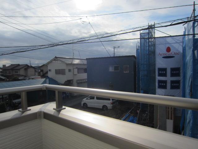 View photos from the dwelling unit. View from the site (December 2013) Shooting