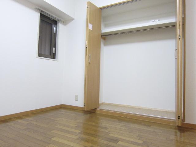 Receipt. Indoor (11 May 2013) Shooting