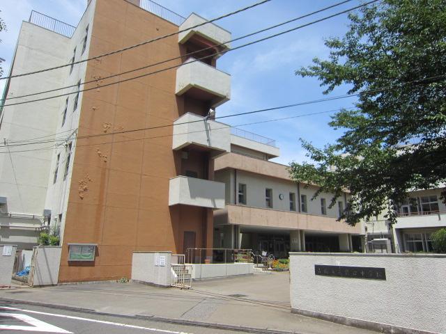 Junior high school. Ome Municipal Kasumidai until junior high school 1349m