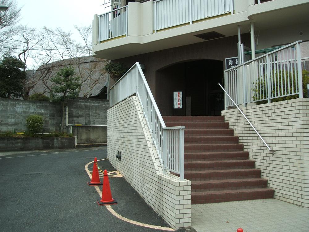 Entrance. Local (April 2012) shooting