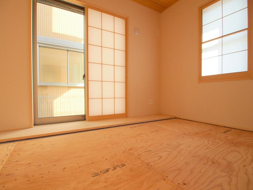Other introspection. Japanese style room