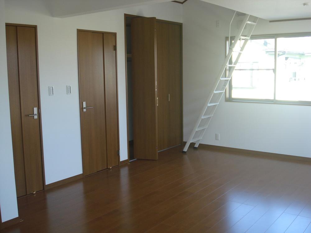 Non-living room. Second floor 2 Doain Western-style east