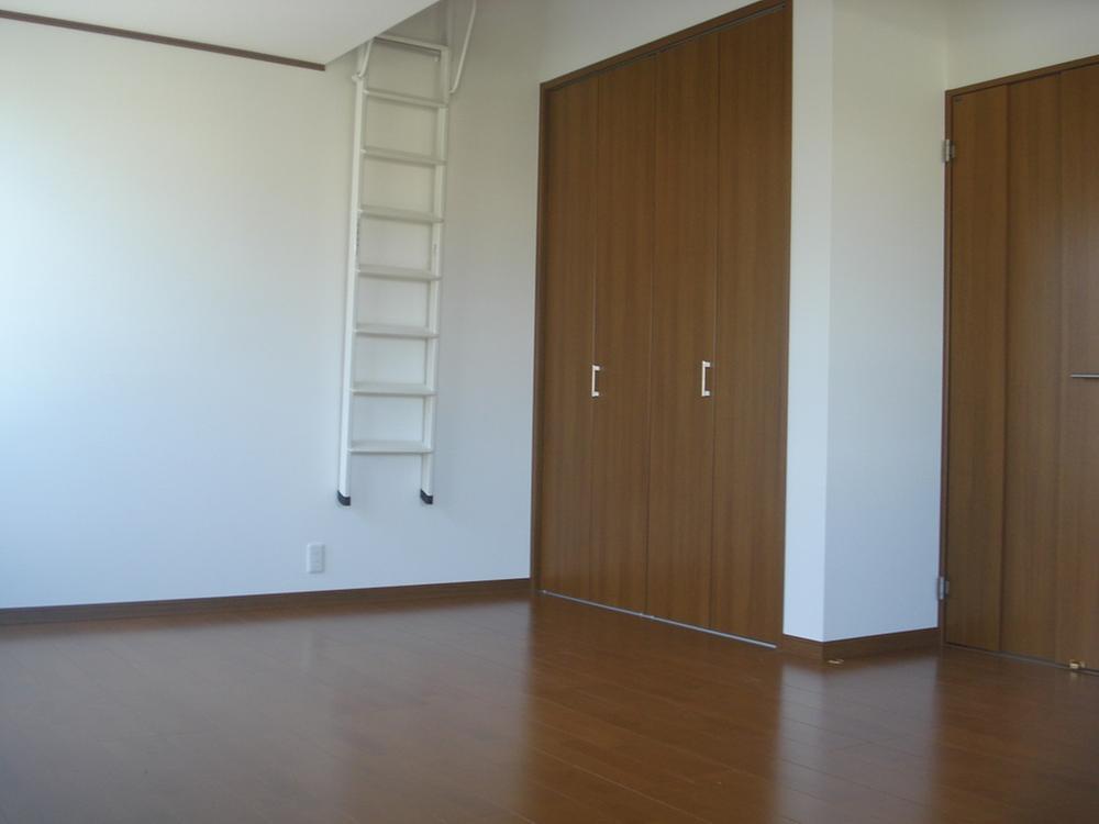 Non-living room. Second floor 2 Doain Western-style west