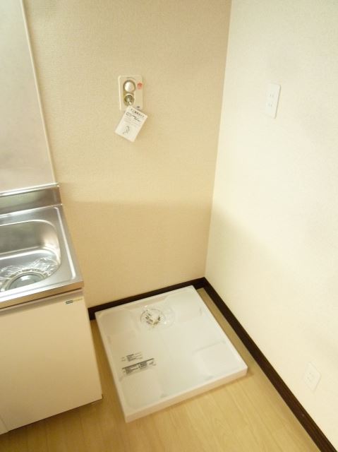 Other room space. Washing machine Storage ☆