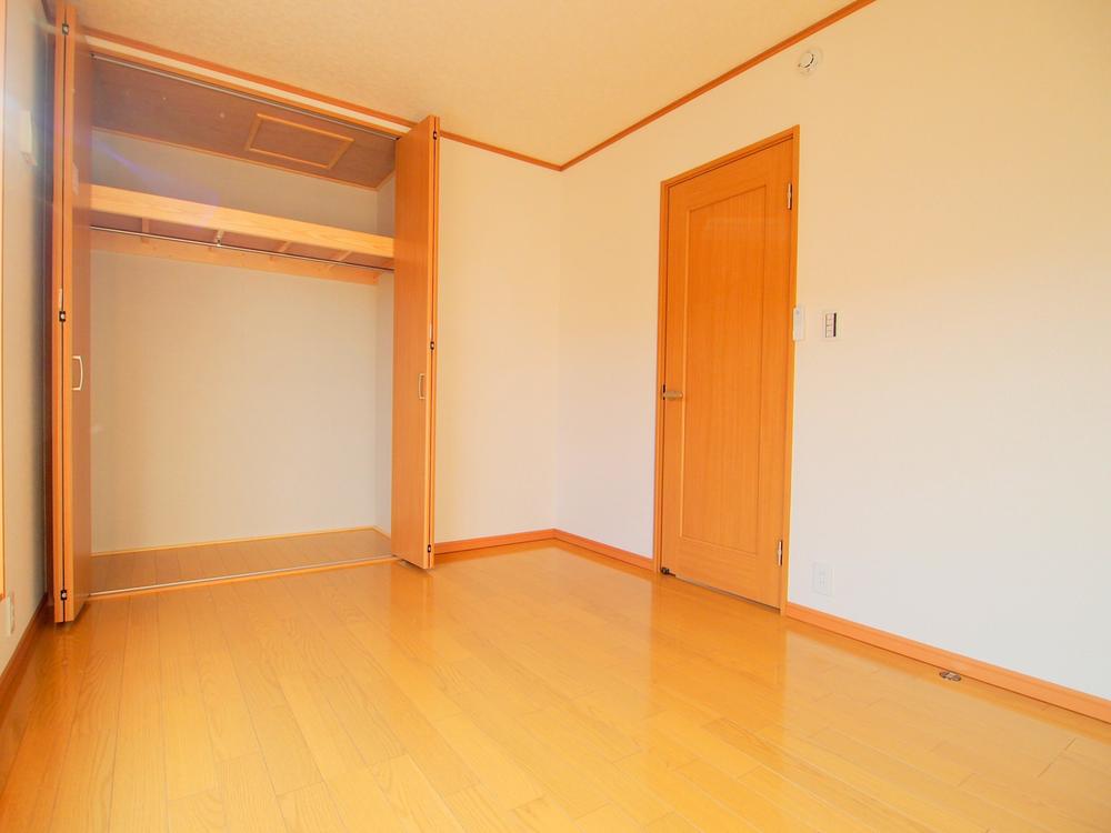 Other introspection. Western style room