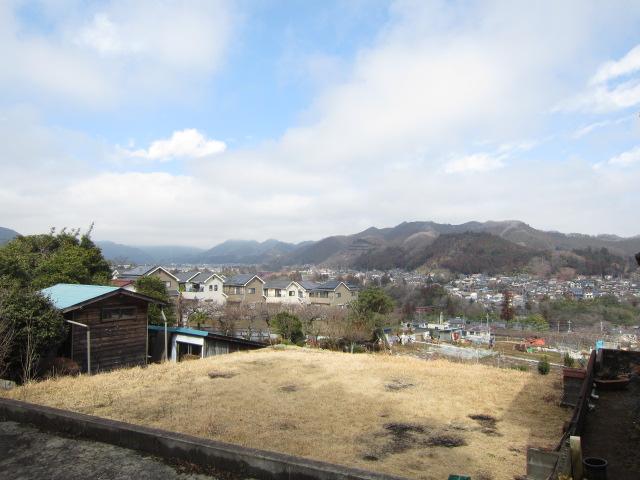 Local land photo. Local (March 2012) shooting