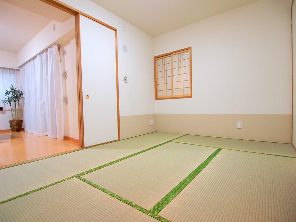 Non-living room. Japanese style room