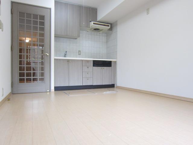 Living. Indoor (12 May 2013) Shooting