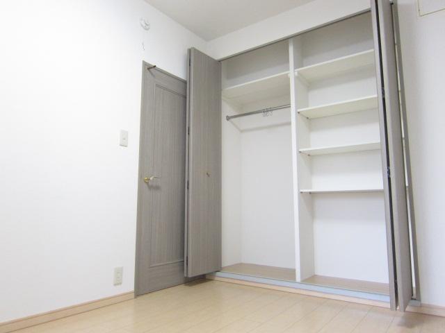 Receipt. Indoor (12 May 2013) Shooting