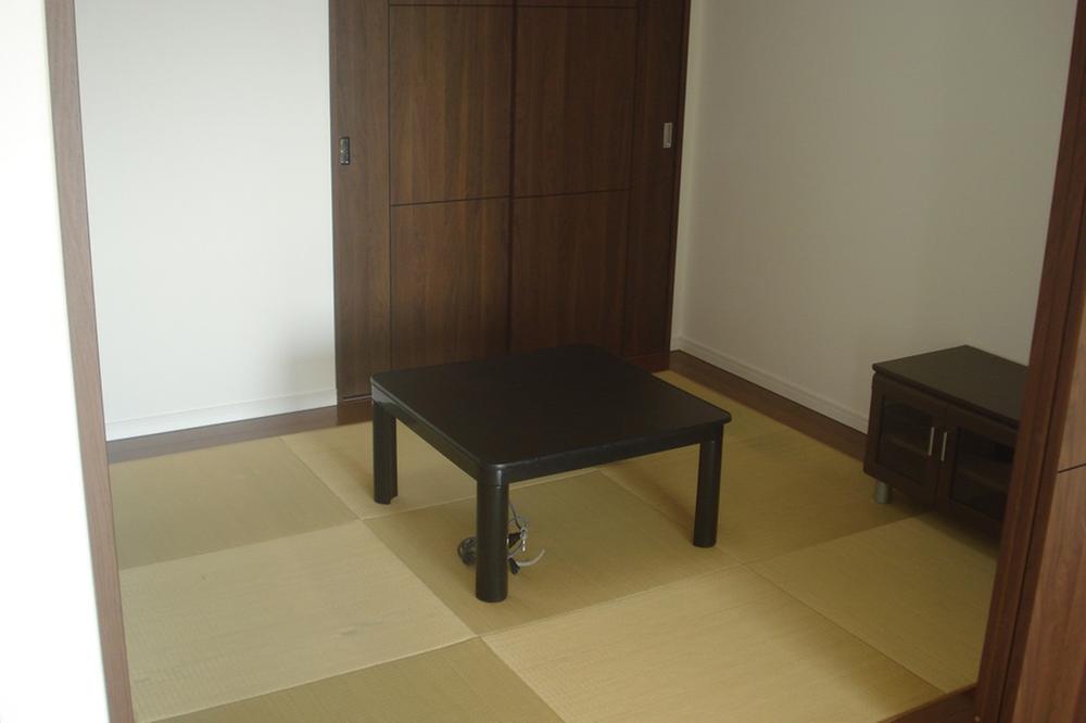 Non-living room. Japanese style room