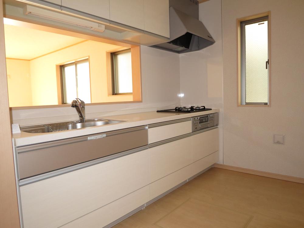 Kitchen. Local (12 May 2013) Shooting