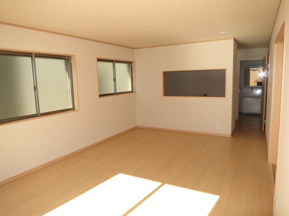 Living. Local (12 May 2013) Shooting