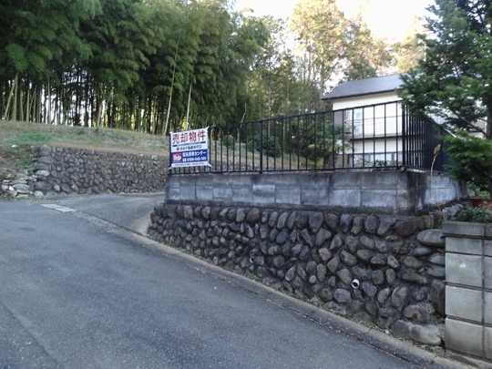 Local land photo. Is the current state vacant lot.