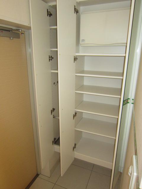 Receipt. Indoor (10 May 2013) Shooting