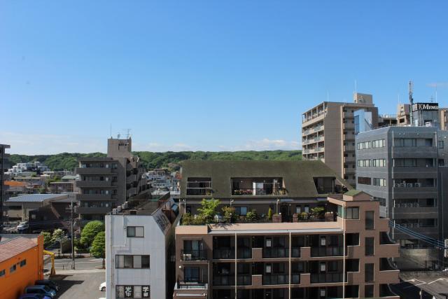 View photos from the dwelling unit. View from local (May 2013) Shooting