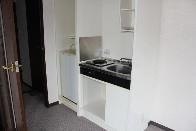 Kitchen. Room (May 2013) Shooting