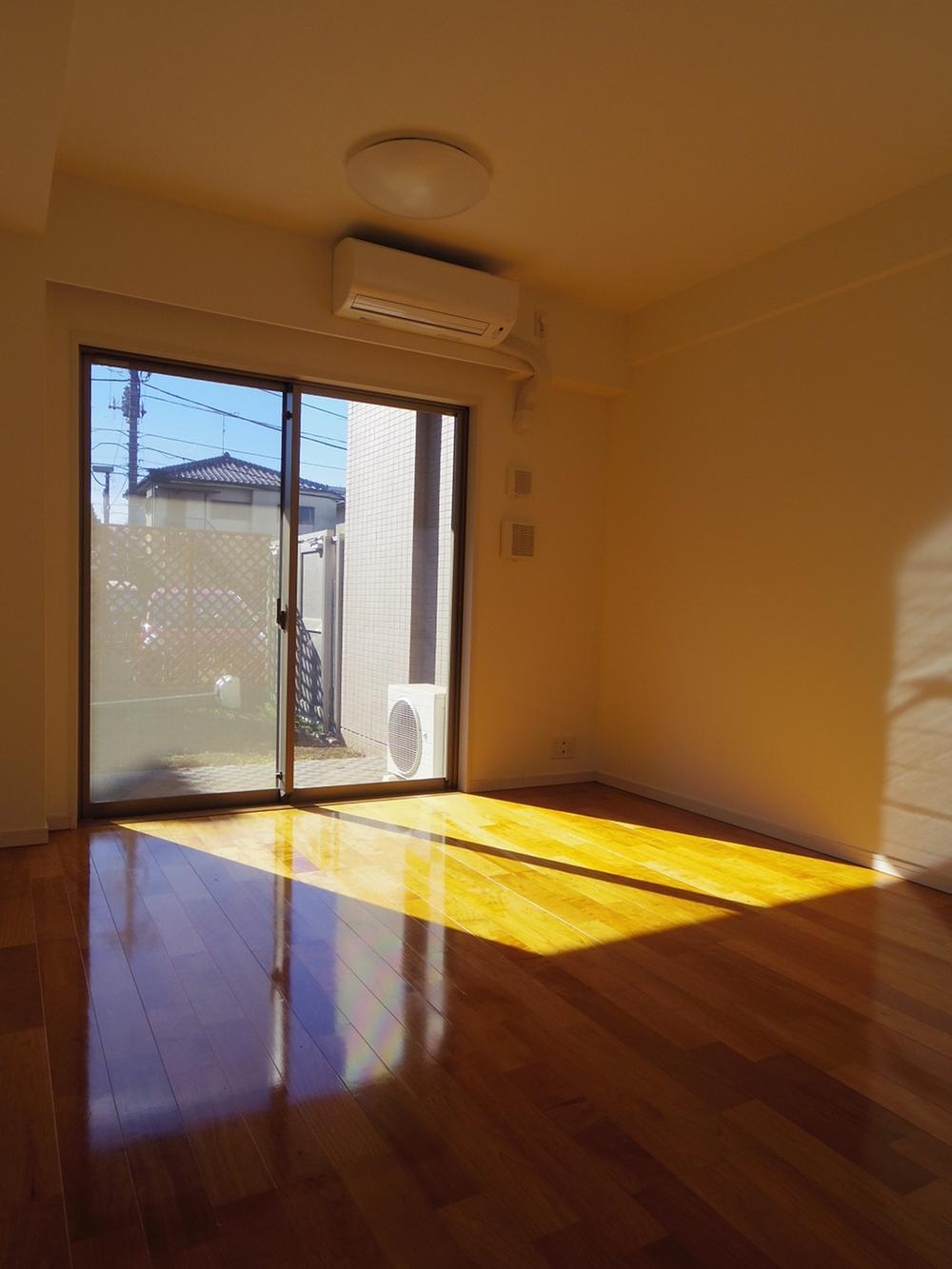 Living. It has become a south-facing sun per good living!