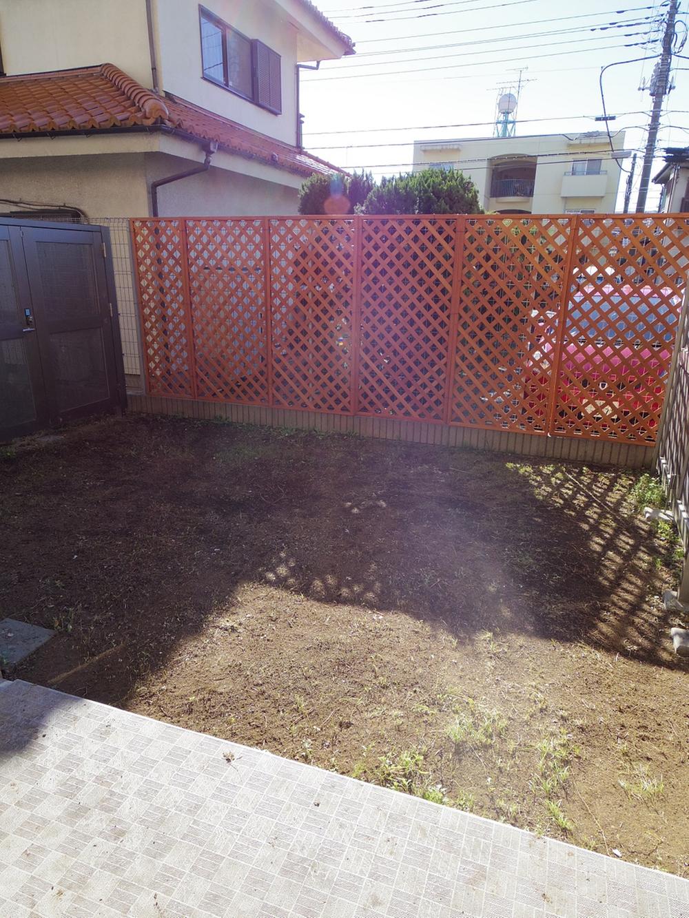 Garden. Private garden space to enjoy gardening and home vegetable garden, etc.!