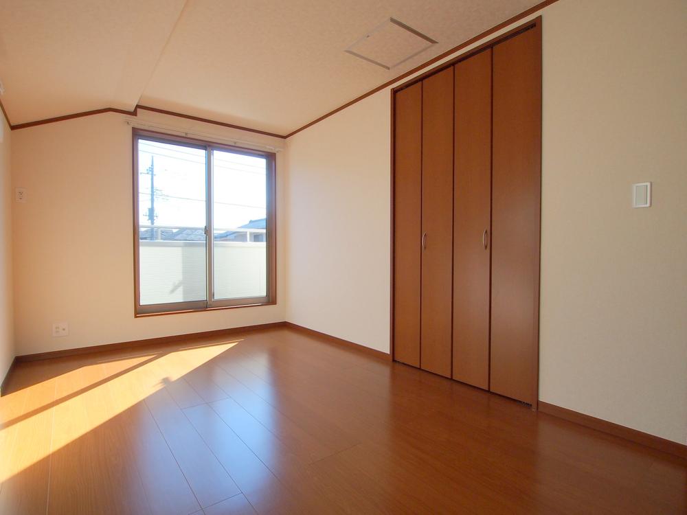 Other introspection. Western style room