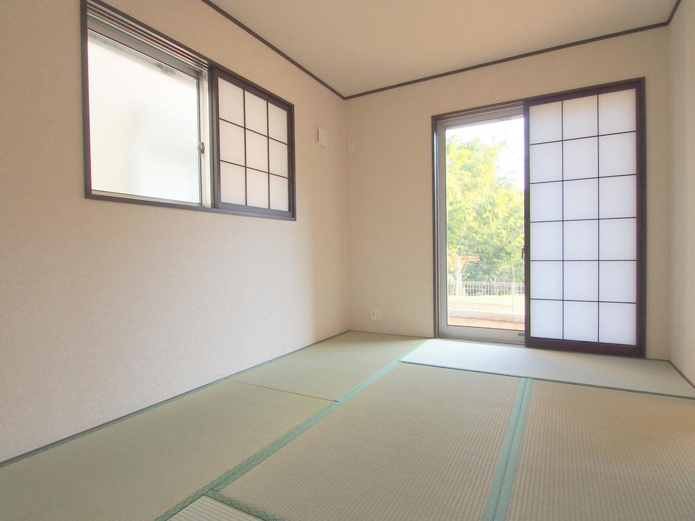 Other introspection. Japanese style room