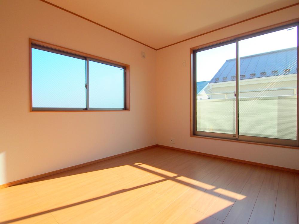 Other introspection. Japanese style room