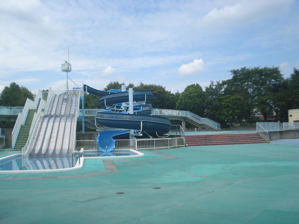 Other. Higashihara park pool Waterslide, It is equipped with a lazy river. (Summer only)