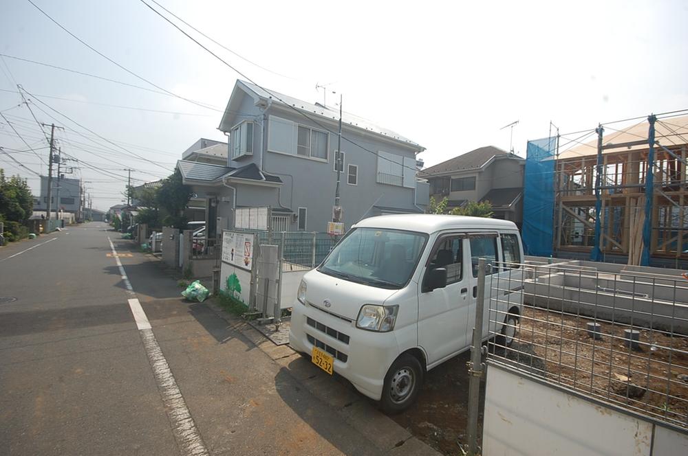 Local photos, including front road. Current state October shooting