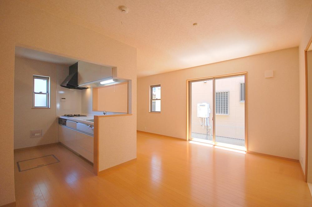 Same specifications photos (living). The company construction cases