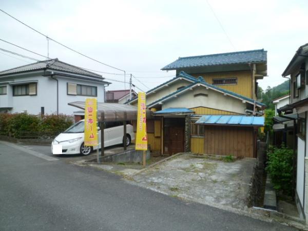 Local photos, including front road