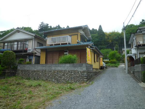 Local photos, including front road