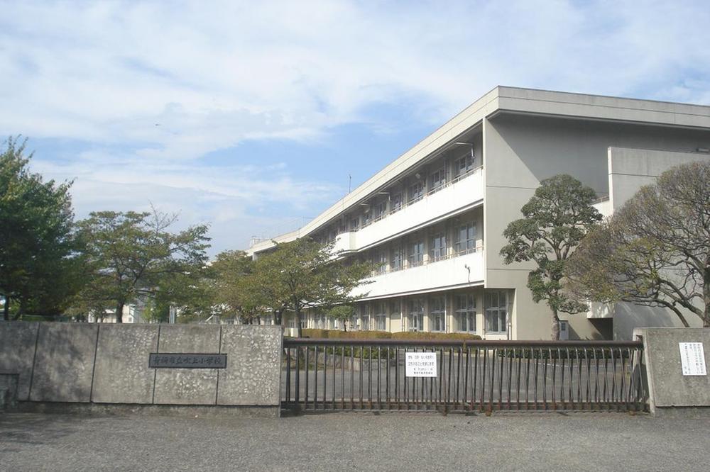 Primary school. Ome Municipal blown up to elementary school 756m