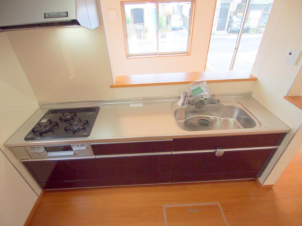 Kitchen. Indoor (10 May 2013) Shooting