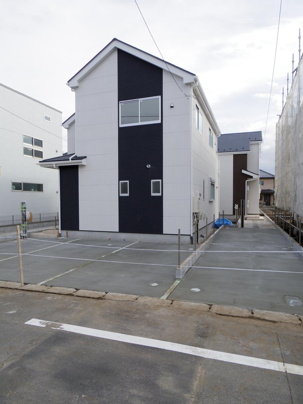 Local appearance photo. 1 Building appearance 16 Pledge LDK, 9 Pledge Master bedroom has become an attractive floor plan design.