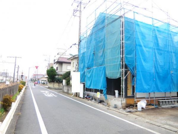 Local photos, including front road