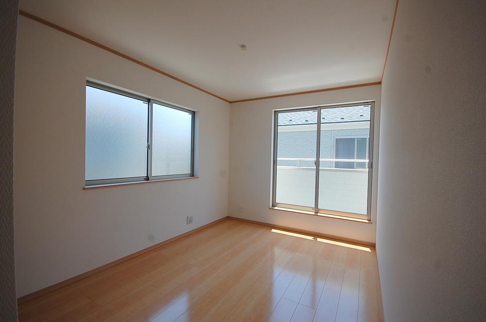 Same specifications photos (Other introspection). The company construction cases