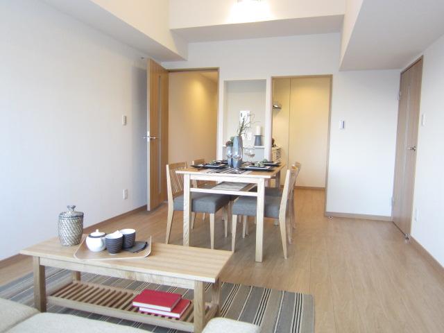 Living. Indoor (10 May 2013) Shooting