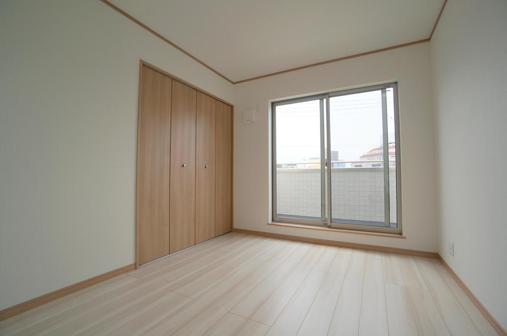 Same specifications photos (Other introspection). Example of construction