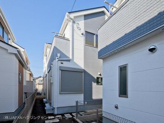 Local appearance photo. Appearance (2013 December 02 days shooting)