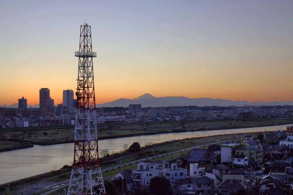 View photos from the dwelling unit. View from local (September 2013) Shooting