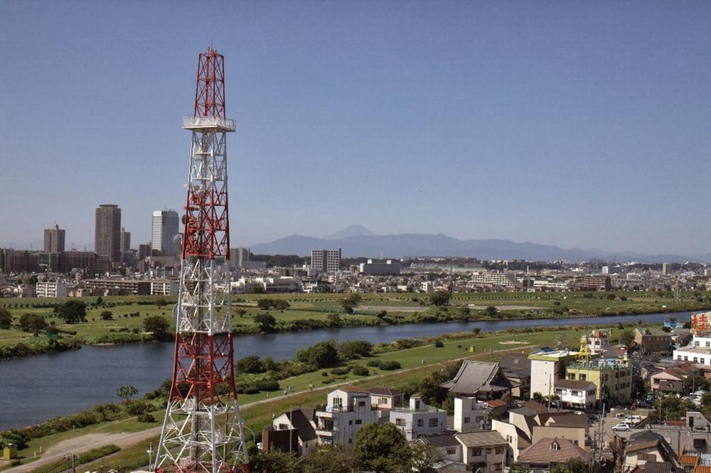 View photos from the dwelling unit. View from local (September 2013) Shooting