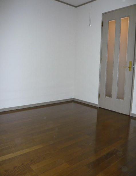 Living and room. This flooring