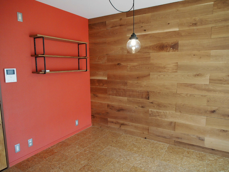 Living and room. LD commitment which has been subjected to accent