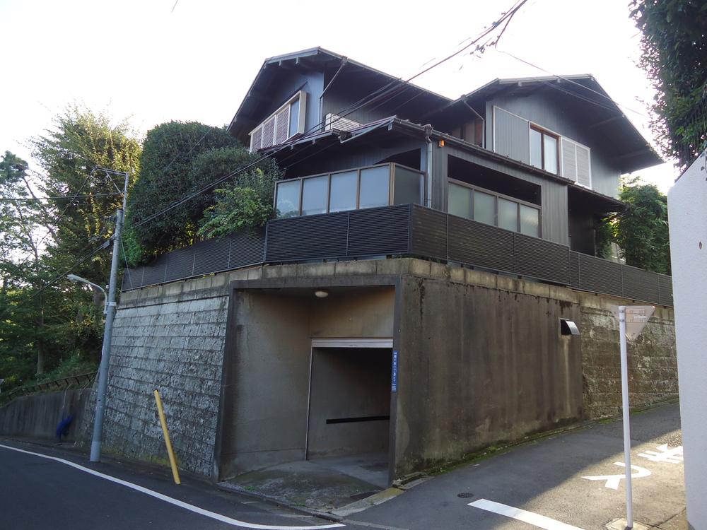 Local land photo. Local (10 May 2013) Shooting