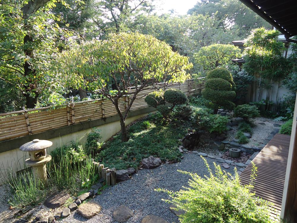 Local land photo. Local (10 May 2013) Shooting