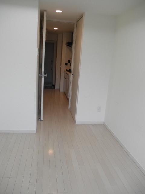 Living. Indoor (11 May 2013) Shooting