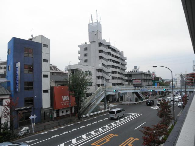 View photos from the dwelling unit. View from the site (November 2013) Shooting