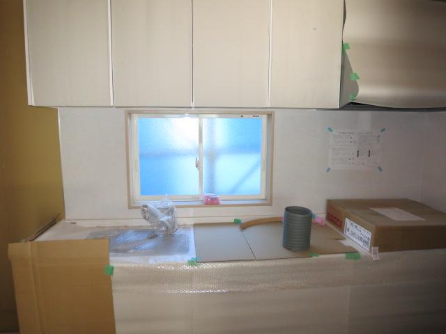 Kitchen. Bright kitchen.