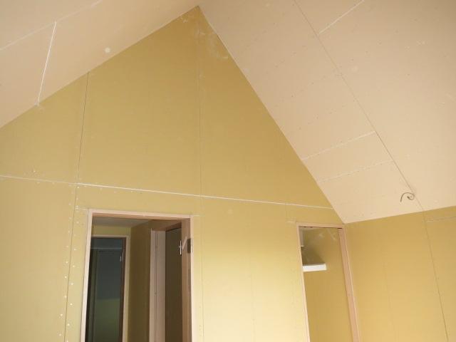 Other. High ceilings.